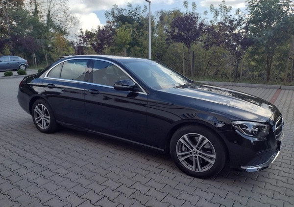 Mercedes-Benz Klasa E cena 184500 przebieg: 80000, rok produkcji 2022 z Otmuchów małe 191